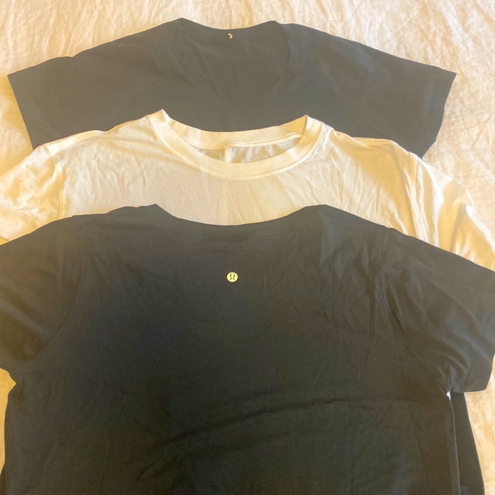 3 Lululemon t shirts
